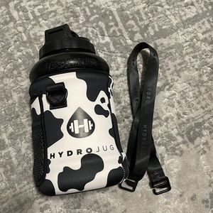 Cow Hydrojug Sleeve